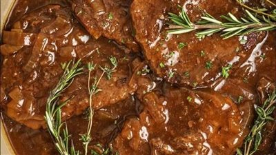 طريقة تحضير طاجن اللحمه بالبصل 