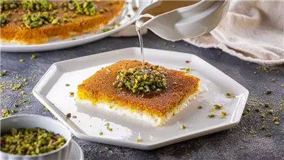 طريقة تحضير الكنافة الفاخرة بالقشطة