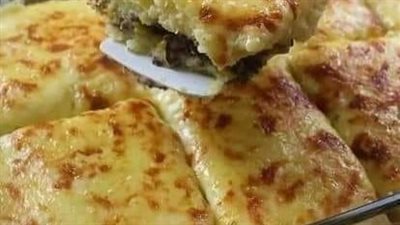  صينية بطاطس بيوريه باللحمة المفرومة