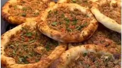 طريقة تحضير خبز باللحمة المفرومة