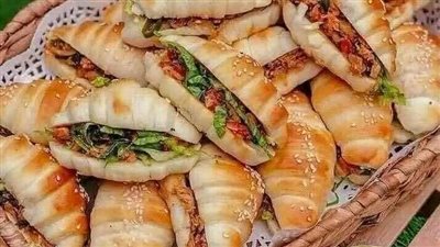 طريقة عمل كرواسون مالح بدون عجين مورق